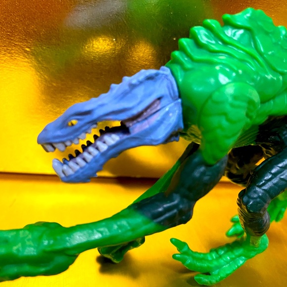 GREEN LANTERN MOVIE ISAMOT KOL COLLECTIBLE ACTION FIGURE MATTEL 4” - Picture 3 of 10